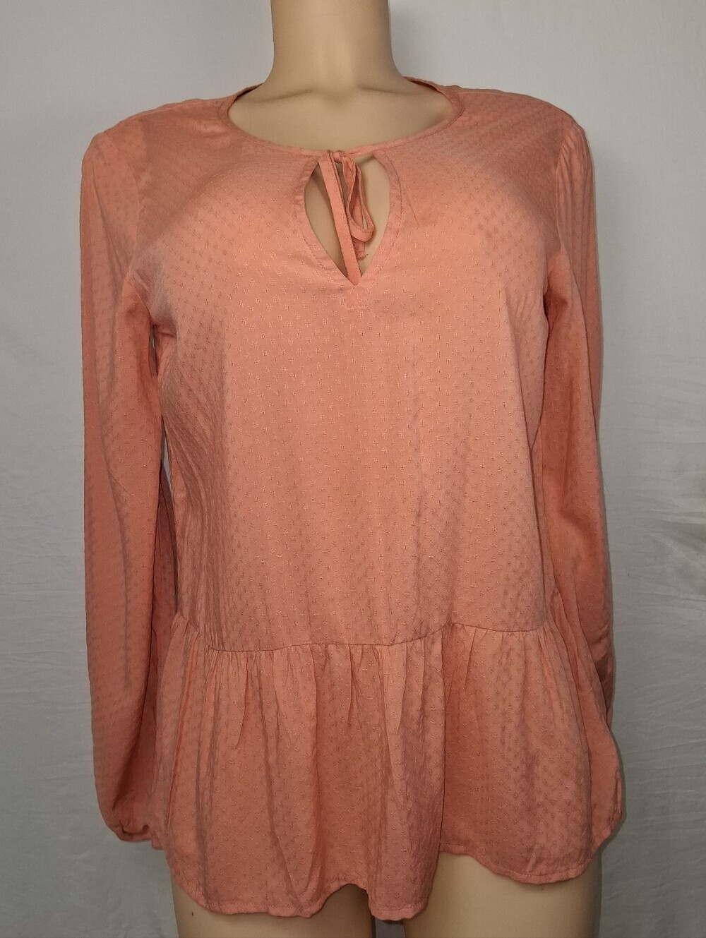 Sanctuary Peach Tie-Neck Peplum Top Sixe S - Picture 6 of 16